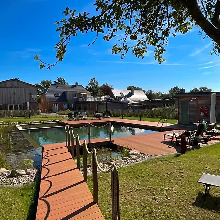 „appelboom“ - Hof Muehlenkoppel * Hasselberg (Schleswig-Holstein)