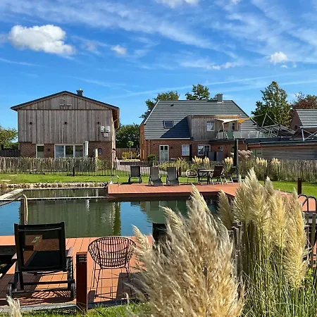 „appelboom“ - Hof Muehlenkoppel Hasselberg (Schleswig-Holstein)